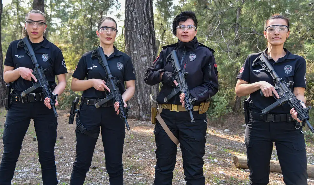 Antalya'nın Keskin Nişancıları: Gücümüz Nene Hatunlardan Geliyor 9